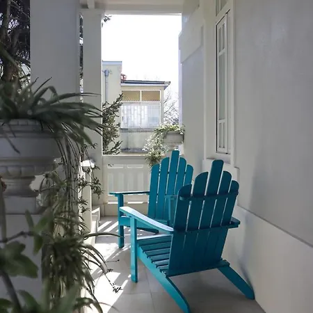 Uporto House Palace *