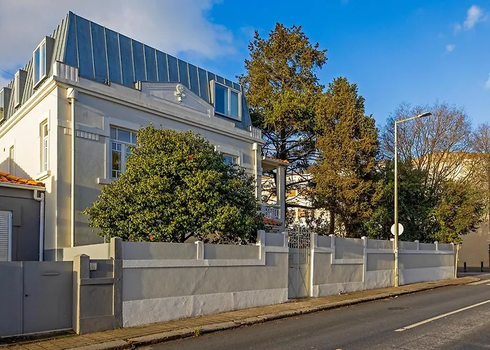 Uporto House Palace *