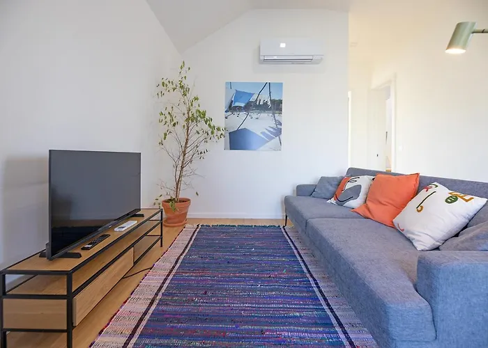 Uporto House Palace *