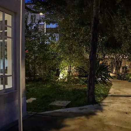 Uporto House Palace *